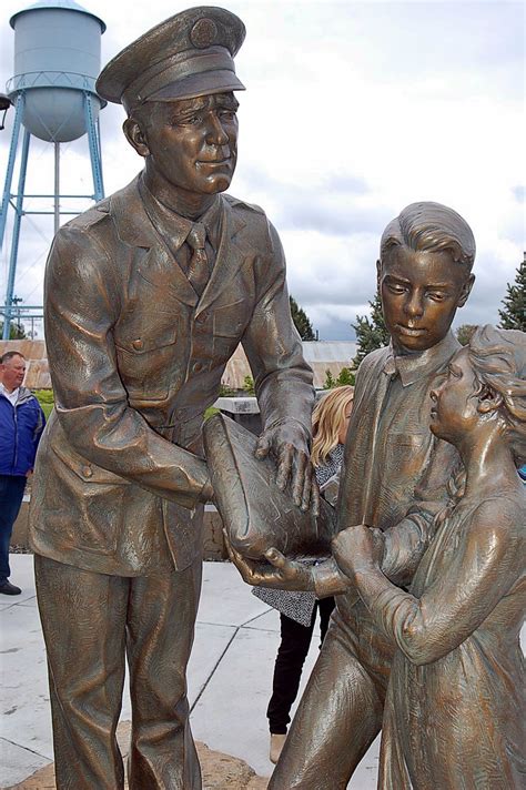 A Gigantic Time Statue Was Just Unveiled in Front of .